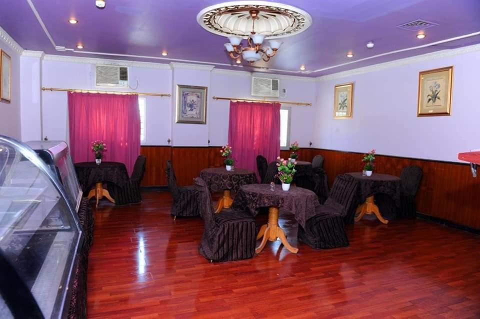 Bab Al Bahrain Hotel Манама Экстерьер фото